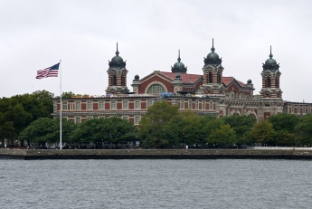 Ellis Island.jpg